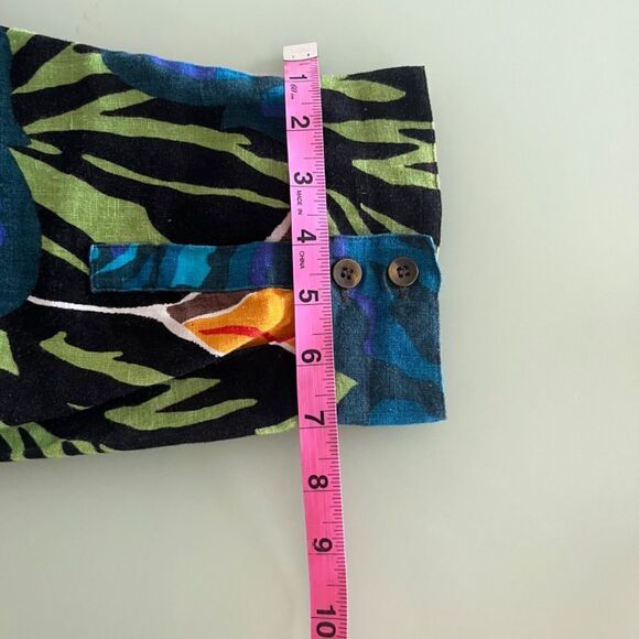 Chico’s Woman Blouse/Tunic Large button down Linen  3/4 sleeves Tropical print - Picture 9 of 17